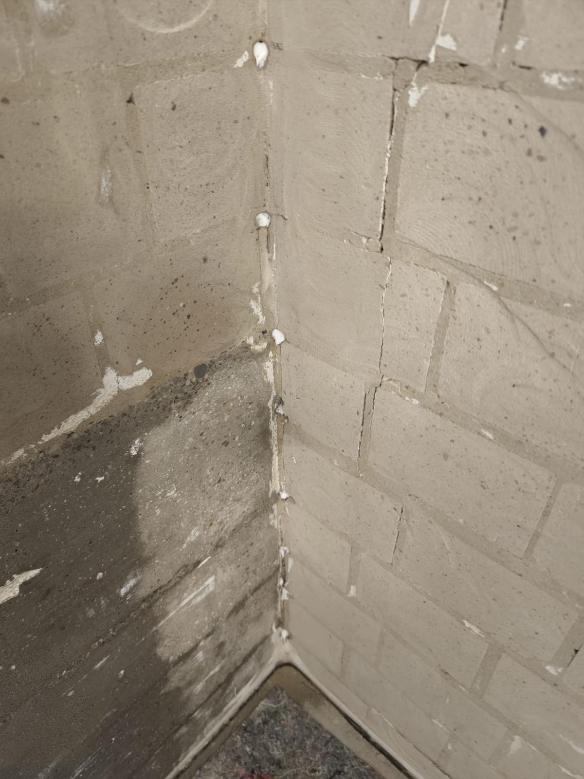 Ein Wasserschaden sollte schnell und fachgerecht behoben werden, um weitere Schäden an Böden, Wänden und der Bausubstanz zu vermeiden
